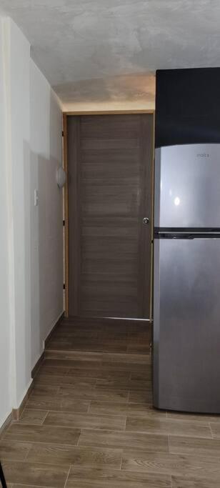 شقة Departamento Privado7, 2 Camas Matri, Parking, Cocina Equipada, Wifi 65 Mb, 2 Climas,Centrico,Tv Smart سيوداد فاليس المظهر الخارجي الصورة