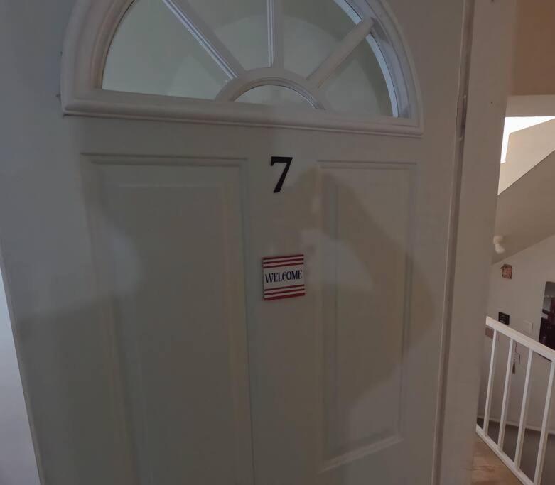 شقة Departamento Privado7, 2 Camas Matri, Parking, Cocina Equipada, Wifi 65 Mb, 2 Climas,Centrico,Tv Smart سيوداد فاليس المظهر الخارجي الصورة