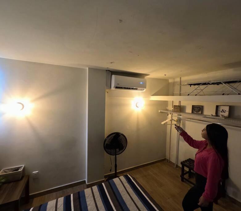 شقة Departamento Privado7, 2 Camas Matri, Parking, Cocina Equipada, Wifi 65 Mb, 2 Climas,Centrico,Tv Smart سيوداد فاليس المظهر الخارجي الصورة